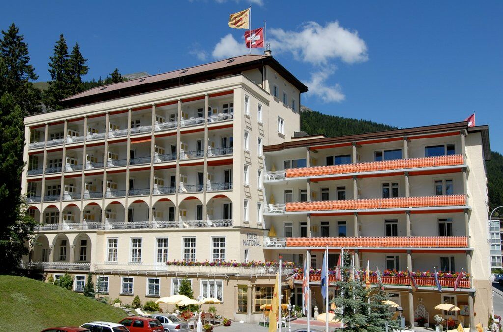 Hotel National By Mountain Hotels Davos Bagian luar foto